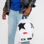 Eastpak JPRZL13 バックパック パッド入りパックル キスホワイト - 画像 (6)