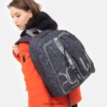 Eastpak JPRZL181 バックパック パッド入りコールドウォール* 花崗岩 小石