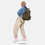 Eastpak JPRZL93 バックパック パッド入りジッパー+ アーミーオリーブ - 画像 (3)