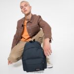 Eastpak JPRZL101 バックパック パッド入りパックル トリプルデニム