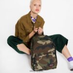 Eastpak JPRZL117 バックパック オフィスの外 迷彩柄 - 画像 (2)
