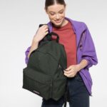 Eastpak JPRZL121 バックパック パッド入りパックル 狡猾な苔