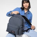 Eastpak JPRZL123 バックパック パッド入りパックル ずるいジーンズ