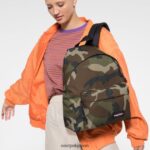 Eastpak JPRZL124 バックパック パッド入りパックル 迷彩柄