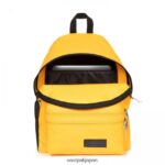 Eastpak JPRZL125 バックパック パッド入りジッパー 防水シート若い - 画像 (2)