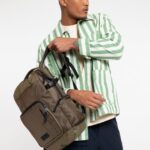 Eastpak JPRZL150 バックパック テカムS cnnct砂