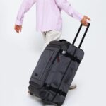 Eastpak JPRZL195 荷物 tranverz cnnct m アクセント グレー