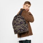 Eastpak JPRZL1 バックパック パッド入りパックル 何百もの迷彩柄
