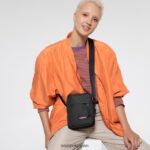 Eastpak JPRZL239 ショルダーバッグ それ 黒