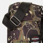 Eastpak JPRZL253 ショルダーバッグ それ 何百もの迷彩柄 - 画像 (3)