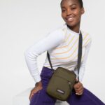 Eastpak JPRZL254 ショルダーバッグ それ アーミーオリーブ