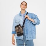 Eastpak JPRZL256 ショルダーバッグ それ cnnct リアルツリー迷彩柄 - 画像 (8)