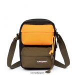 Eastpak JPRZL262 ショルダーバッグ 2倍になったもの カジュアルブロック