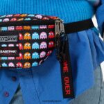 Eastpak JPRZL265 ショルダーバッグ スプリンガーパックマン パックマンの幽霊 - 画像 (6)