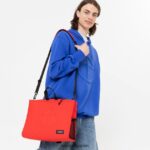 Eastpak JPRZL283 ショルダーバッグ テルファーショッパーM 赤 - 画像 (8)