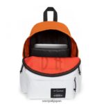 Eastpak JPRZL28 バックパック デイパックル シンプソンズダフ - 画像 (2)