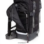 Eastpak JPRZL46 バックパック アウトカメラパック 黒 - 画像 (8)