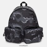 Eastpak JPRZL47 バックパック アンダーカバーダブル UC ブラックカモ