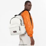 Eastpak JPRZL53 バックパック パッド入りパックル ワールドホワイト - 画像 (5)