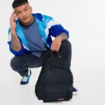 Eastpak JPRZL83 バックパック パッド入りジッパー+ クラウドネイビー